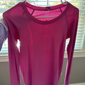 Swiftly Tech Long-Sleeve Shirt 2.0- Size 6